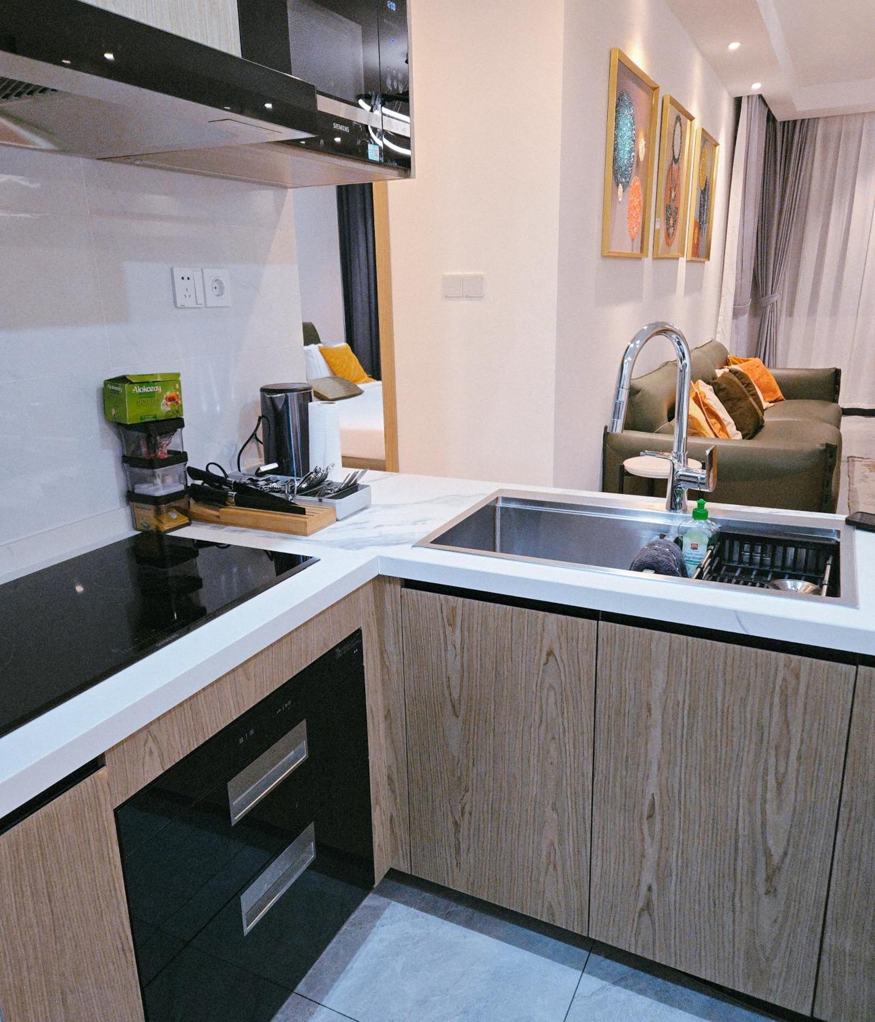 Gracey Concierge Apartments - Avenue Uvira Kinshasa Eksteriør bilde